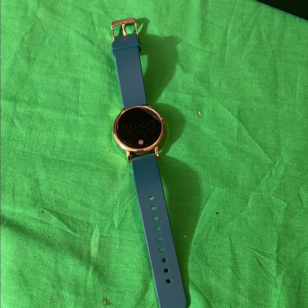 Aeropostale Blue and Gold Smartwatch